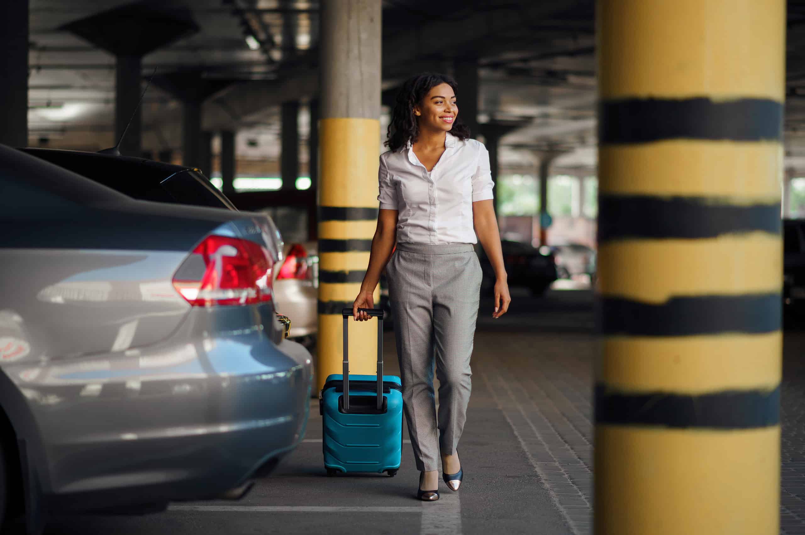 Parken am Flughafen: Alle Infos | FairPlane DE